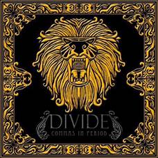 Divide (IDN) : Comas in Period